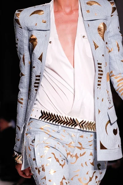 Look 62